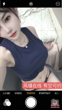 白云温柔白皙--安安
